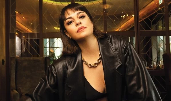 Berna İkizler ve Burcu Türünz: Gizli Bahçe'deki Romantik Hikaye