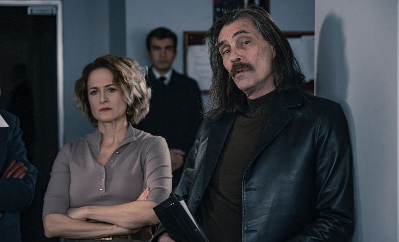 Çekiç ve Gül: Bir Behzat Ç. Hikayesi'nin Üçüncü Sezonunun Beşinci Bölümü HBO Max'te Yayında