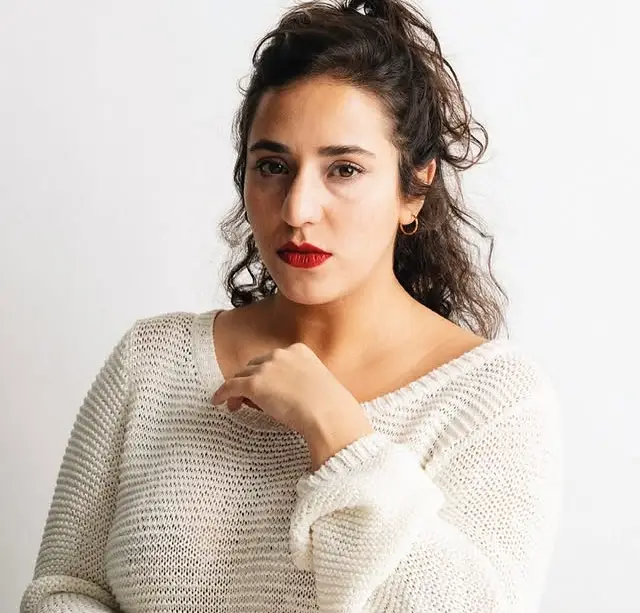 Ceren Taşçı: Sahneden Televizyonda Yolculuk ve Teatral Başarıları