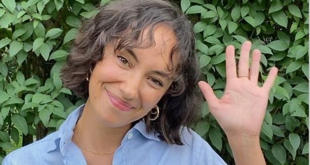 Duygu Sarışın: İzmirli Oyuncunun Yoğun Kariyer ve Kişisel Yaşam Özeti