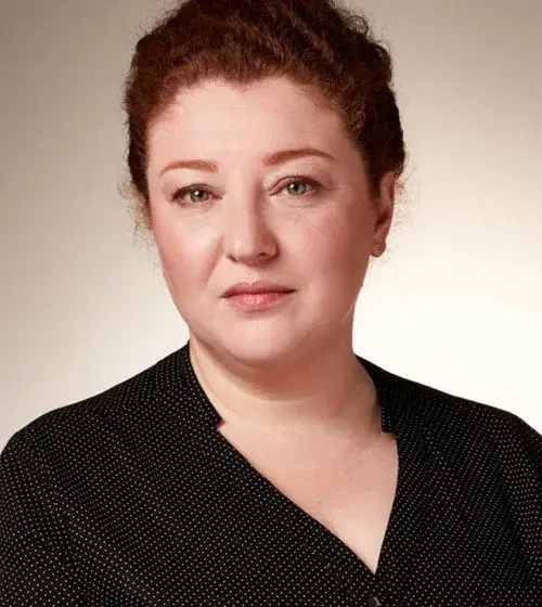 Feyza Işık: Bizimkiler’deki Yıldız ile Türk Televizyonunun Unutulmaz Yüzü